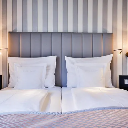 Sylthotel Raffelhueschen Garni מלון 4*
