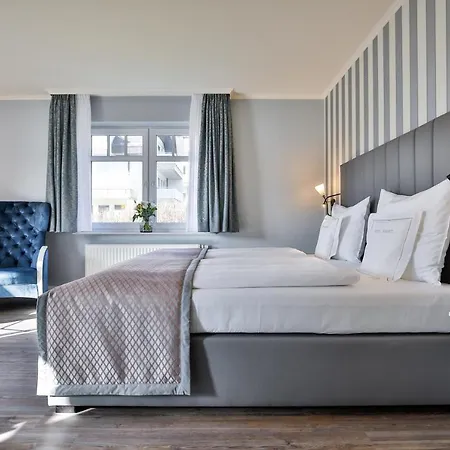 Sylthotel Raffelhueschen Garni מלון ווסטרלנד