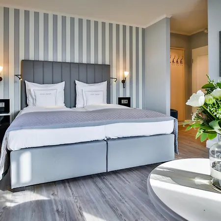 Sylthotel Raffelhüschen Garni 4*
