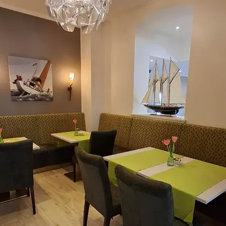 Sylthotel Raffelhueschen Garni 4*