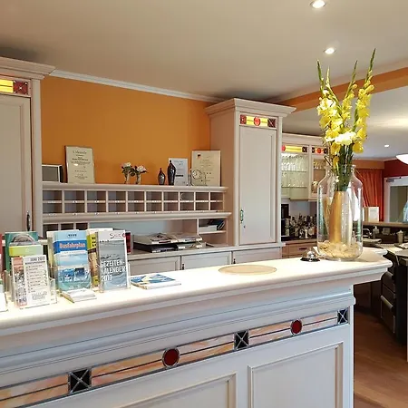 Sylthotel Raffelhüschen Garni Hotel Westerland