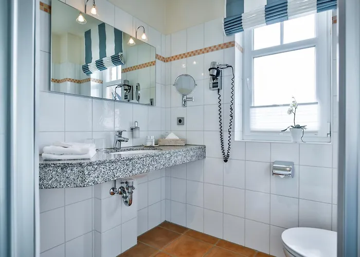 Sylthotel Raffelhueschen Garni מלון 4*