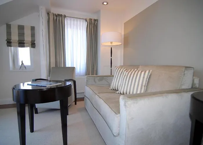 Sylthotel Raffelhueschen Garni 4*