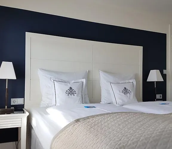 Sylthotel Raffelhueschen Garni 4*